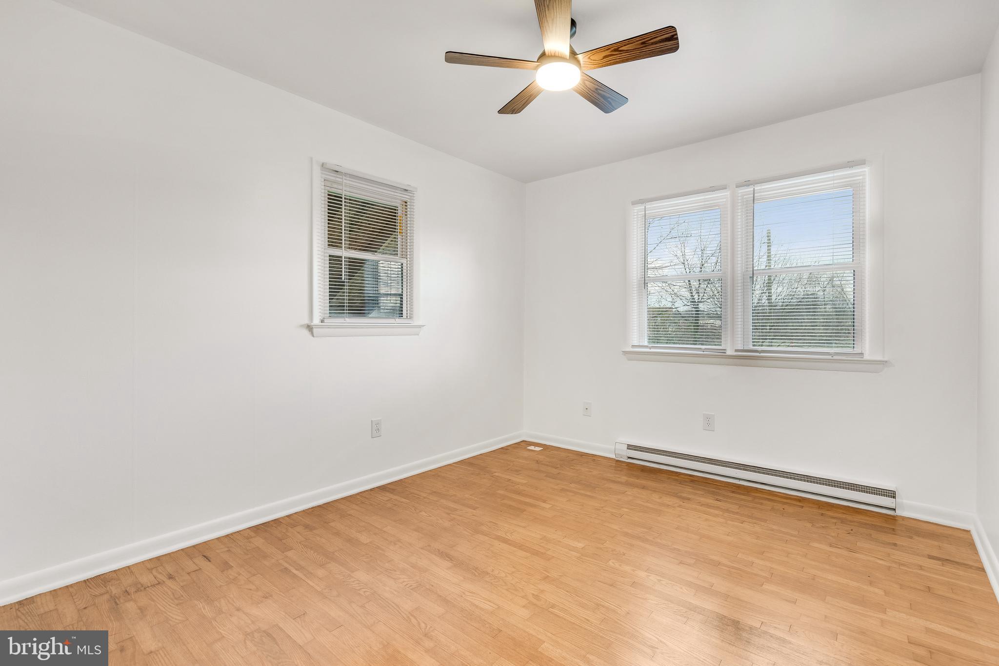 310 North Fairfax Boulevard Ranson, WV 25438 - Photo 21 of 36 a view of an empty room with a window