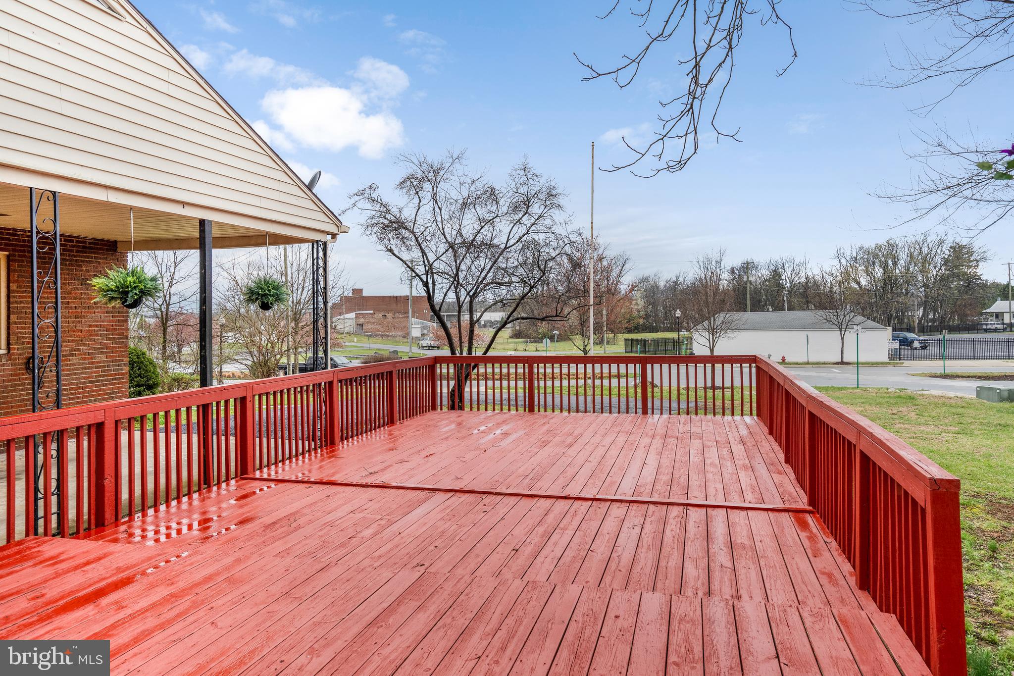 310 North Fairfax Boulevard Ranson, WV 25438 - Photo 6 of 36