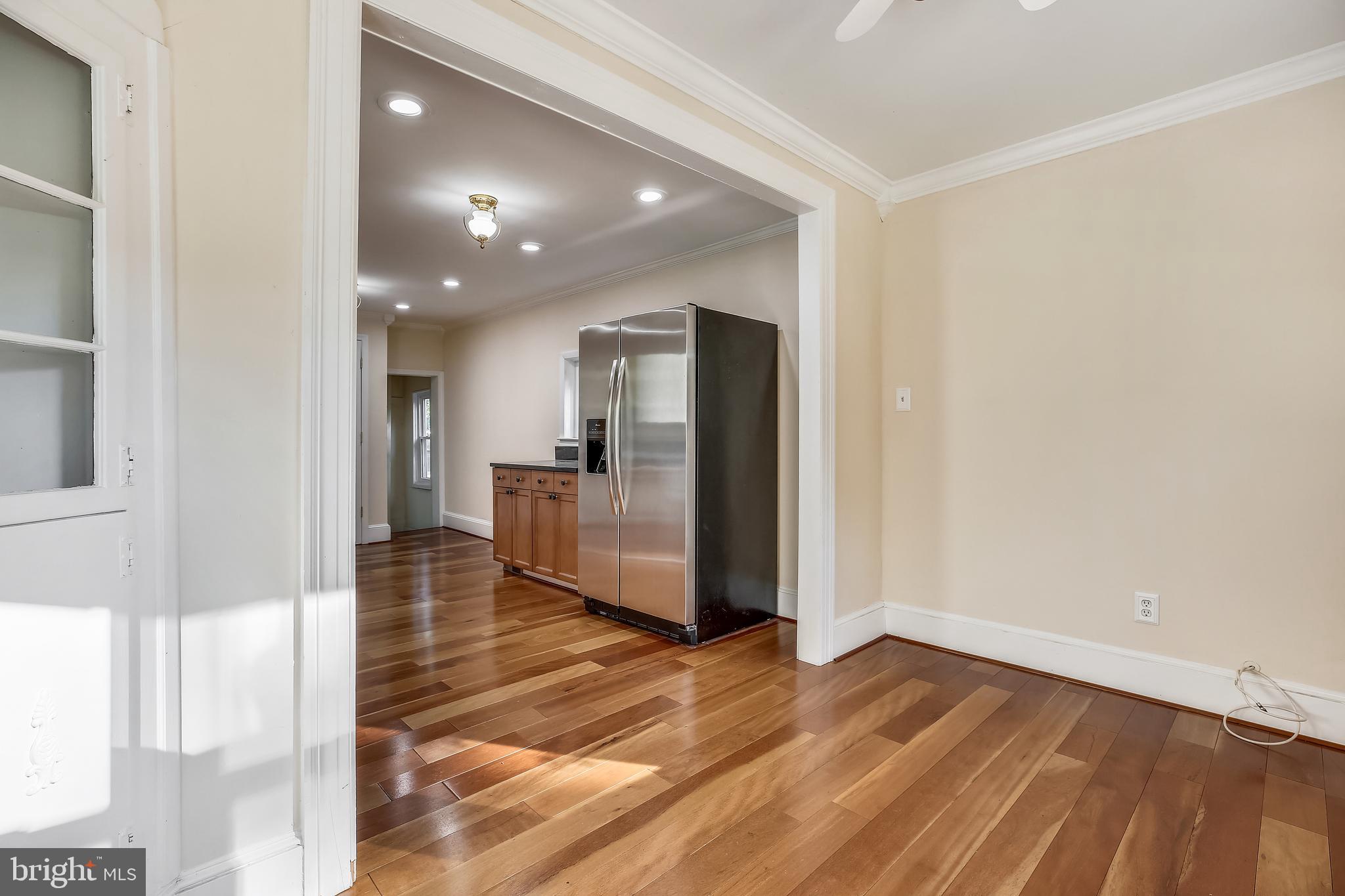 411 Baltimore Road Rockville, MD 20850 - Photo 12 of 48 LIGHT-FILLED SunRoom to Gourmet Kitchen!