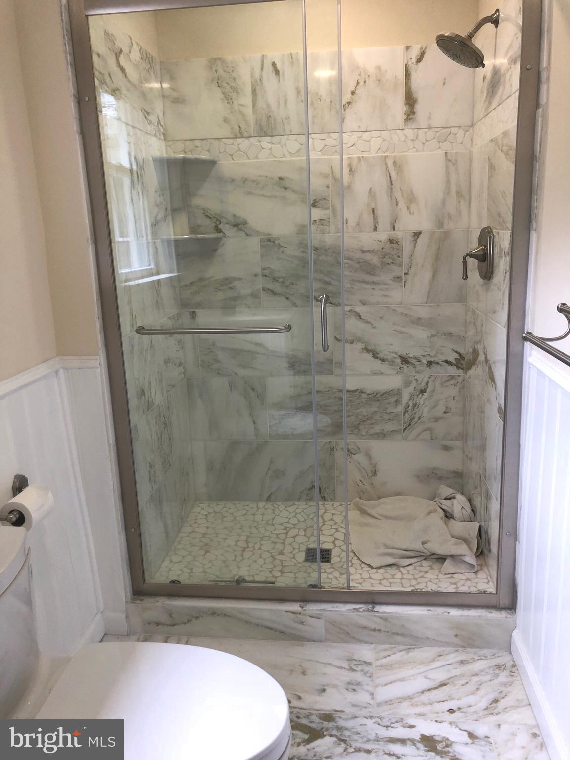 411 Baltimore Road Rockville, MD 20850 - Photo 25 of 48 Specialty-High-Quality Upper Bath finishes*2 BATHS