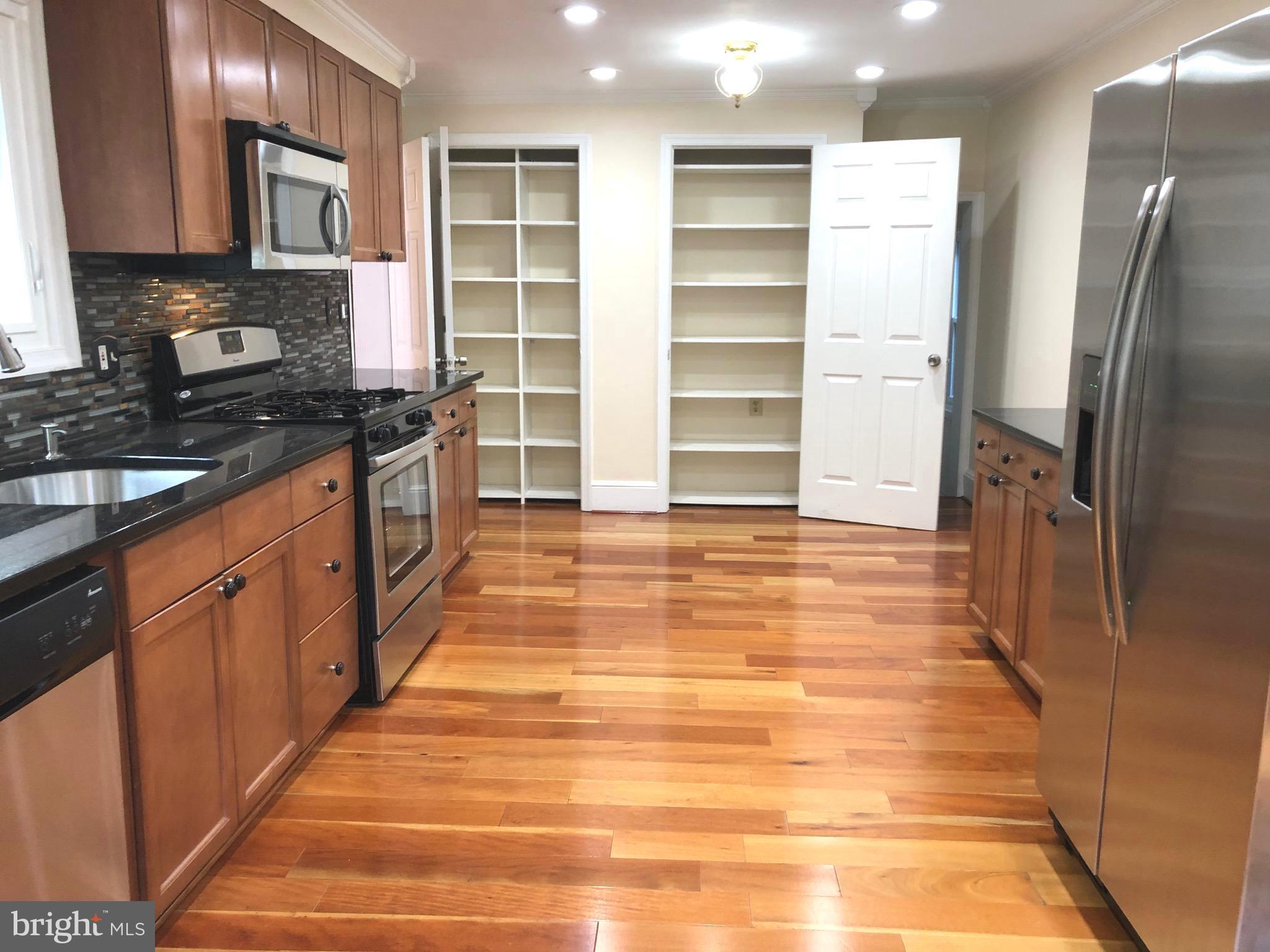 411 Baltimore Road Rockville, MD 20850 - Photo 7 of 48 GORGEOUS GRANITES*Rich Cabinetry*Pantry*Eat-In KIT