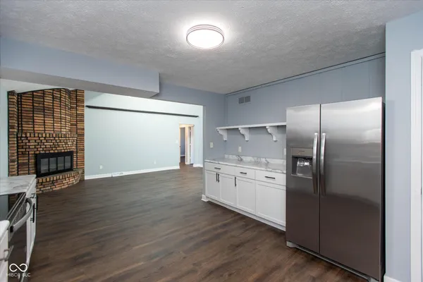 $275,000 | 4829 Dancer Drive, Indianapolis, IN 46237