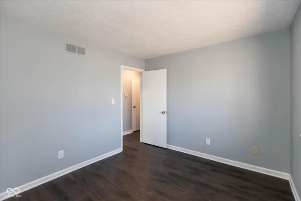 $275,000 | 4829 Dancer Drive, Indianapolis, IN 46237