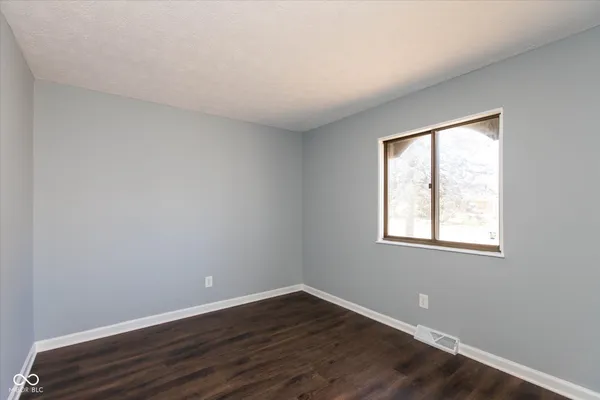 $275,000 | 4829 Dancer Drive, Indianapolis, IN 46237