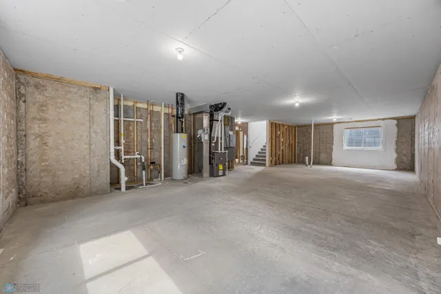 $617,500 | 603 Lorraine Way, Colfax, ND 58018