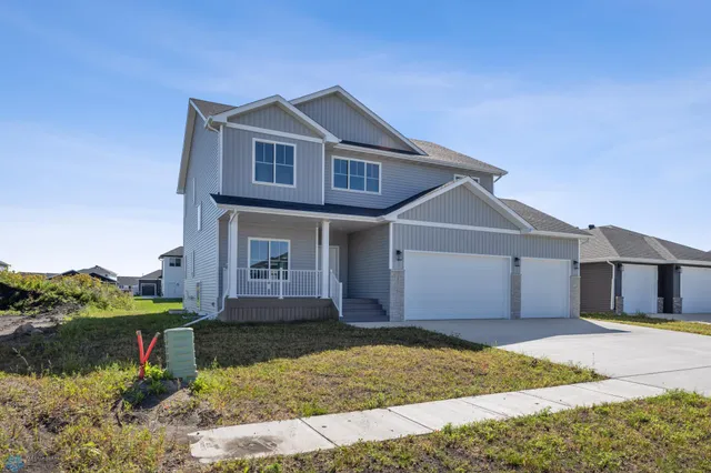 $617,500 | 603 Lorraine Way, Colfax, ND 58018