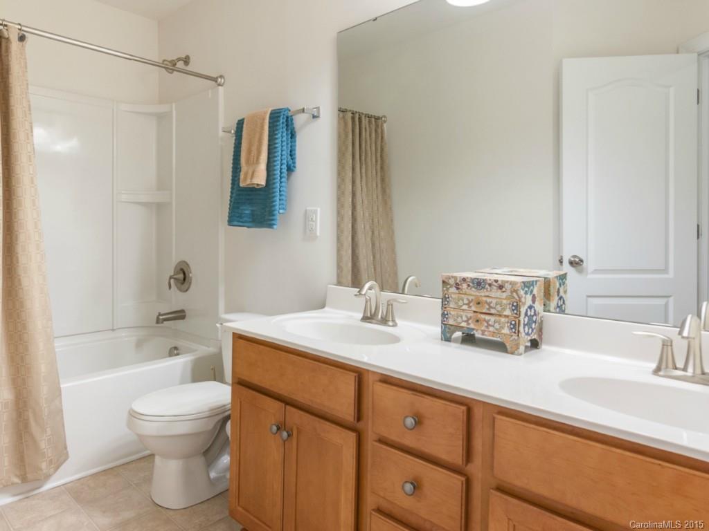 11132 Sandstone Road, Unit 182 Charlotte, NC 28277 - Photo 15 of 24 Gallery Image 15