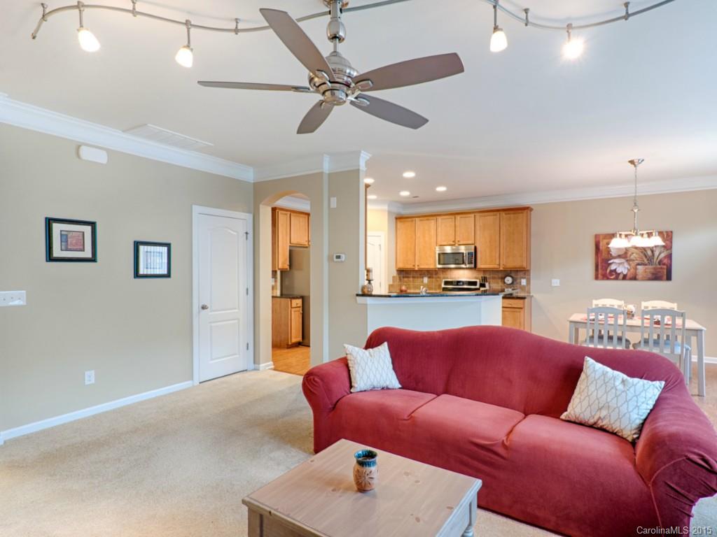 11132 Sandstone Road, Unit 182 Charlotte, NC 28277 - Photo 3 of 24 Gallery Image 3