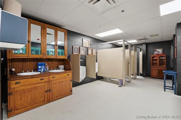 $1,495,000 | 1213 Oakes Way, Georgetown, IN 47122