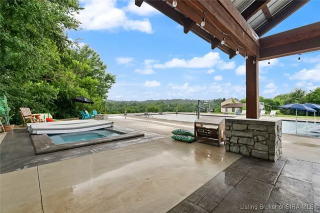 $1,495,000 | 1213 Oakes Way, Georgetown, IN 47122