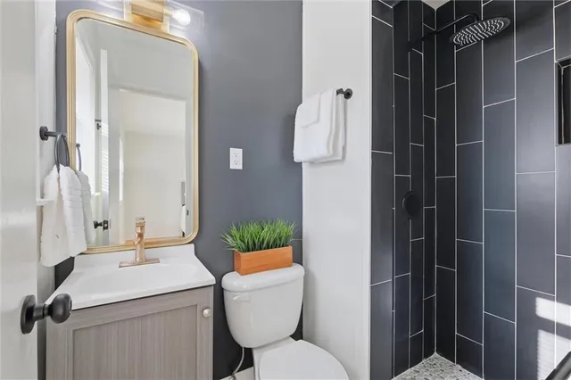 $337,500 | 11408 East 65th Terrace, Raytown, MO 64133