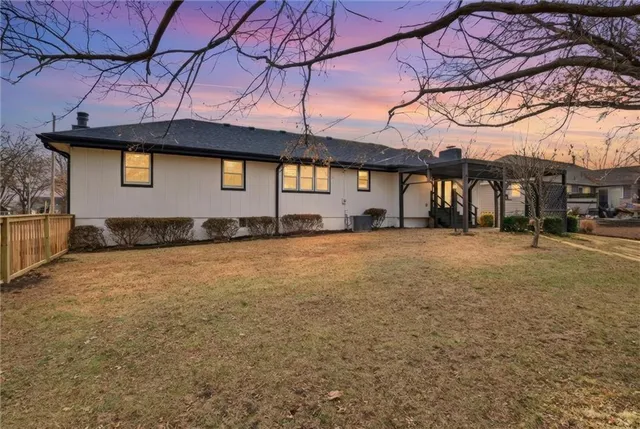 $337,500 | 11408 East 65th Terrace, Raytown, MO 64133