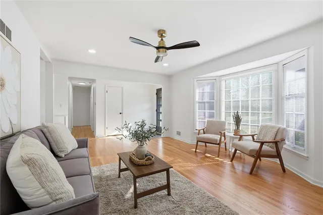 $337,500 | 11408 East 65th Terrace, Raytown, MO 64133