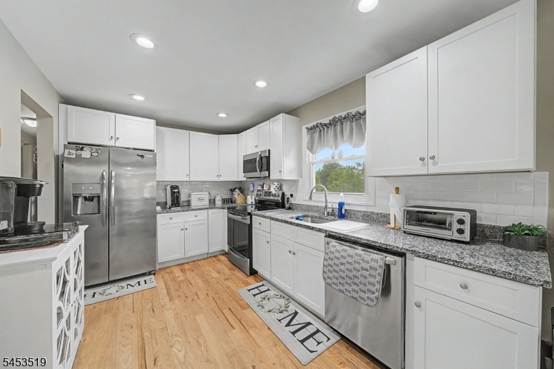 55 Davis Road Branchville, NJ 07826 - Photo 11 of 48 Gallery Image 11
