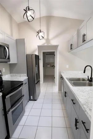 $2,095 | 2391 Briarwood Street, Punta Gorda, FL 33980