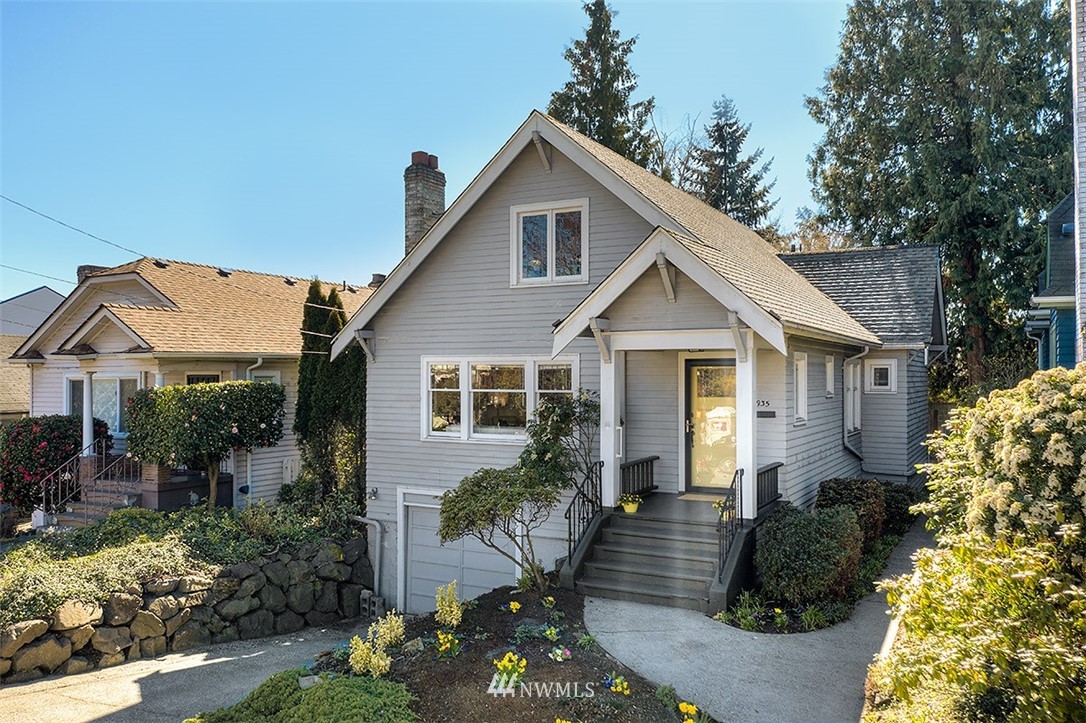 935 North 83rd Street Seattle, WA 98103 - Photo 1 of 30 Gallery Image 1