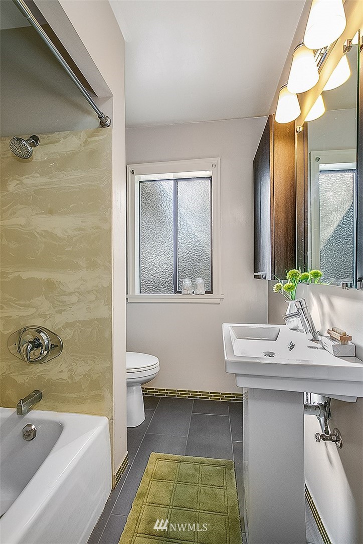 935 North 83rd Street Seattle, WA 98103 - Photo 15 of 30 Gallery Image 15