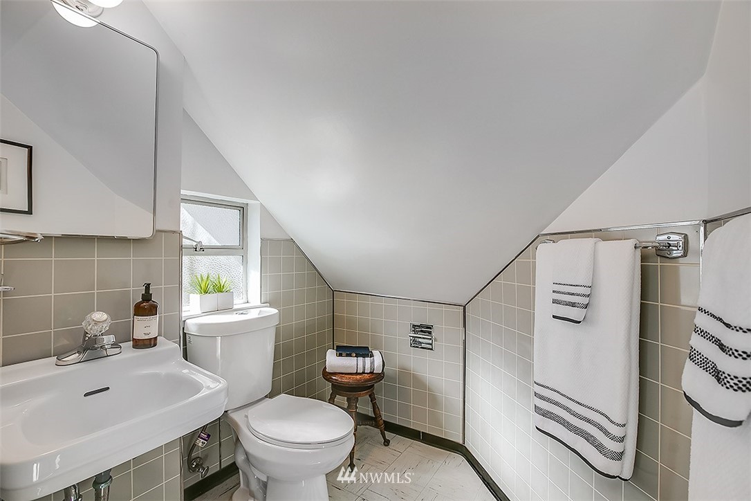 935 North 83rd Street Seattle, WA 98103 - Photo 20 of 30 Gallery Image 20