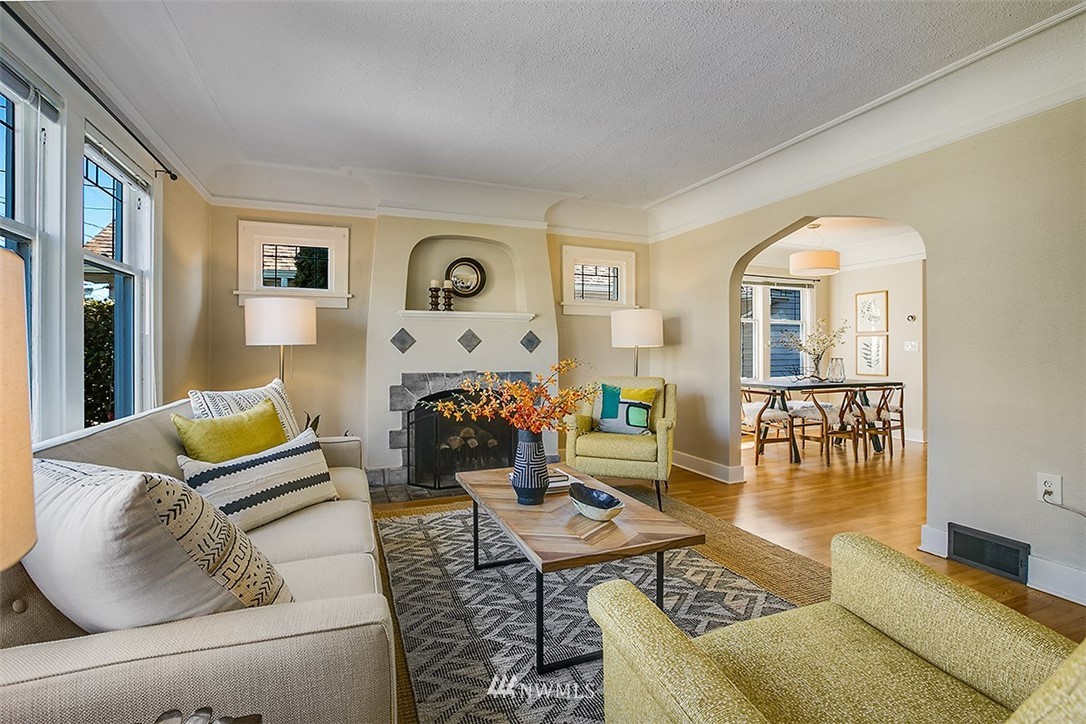 935 North 83rd Street Seattle, WA 98103 - Photo 4 of 30 Gallery Image 4