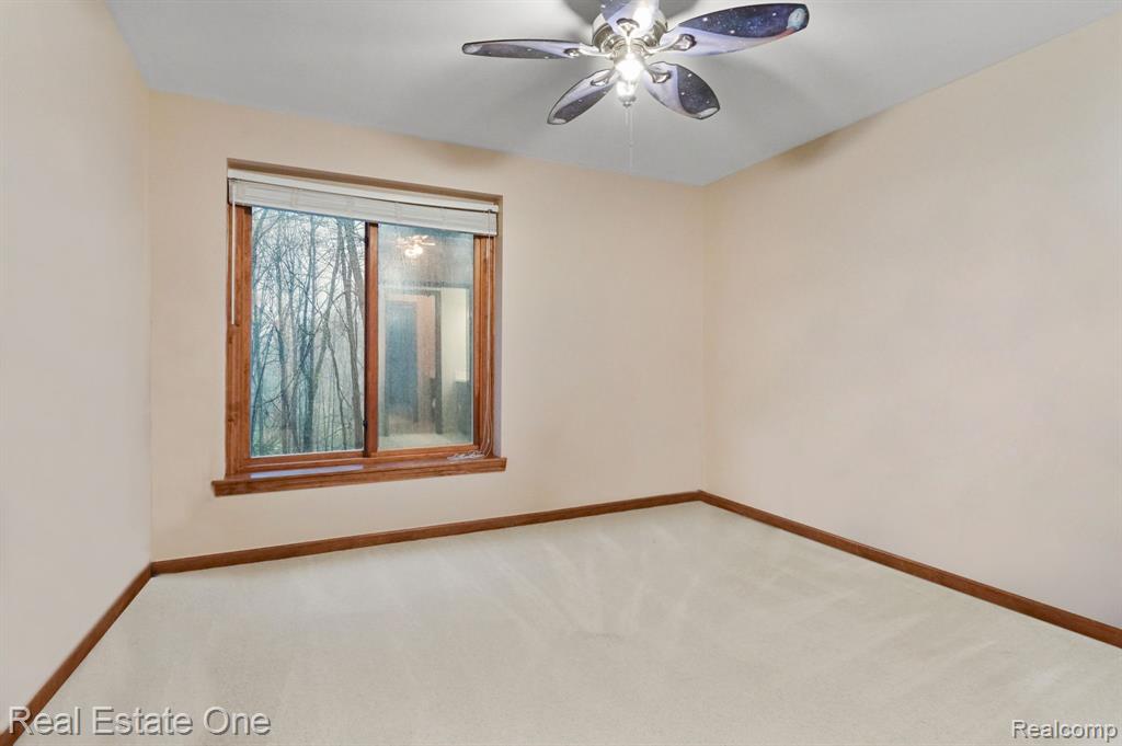3746 Merriweather Lane Rochester Hills, MI 48306 - Photo 33 of 44 Gallery Image 33