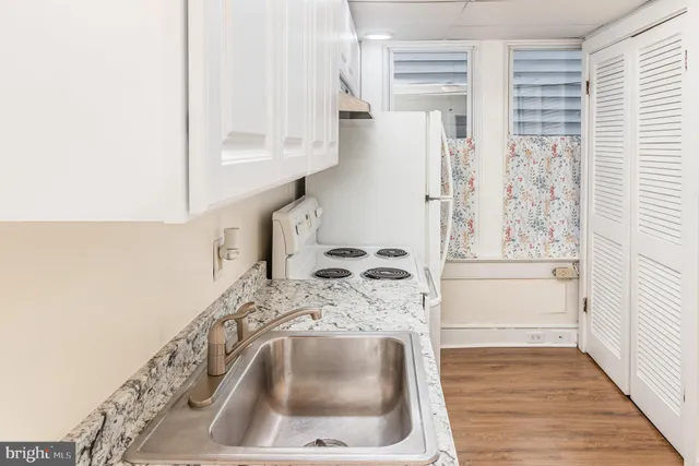 a view of an entryway