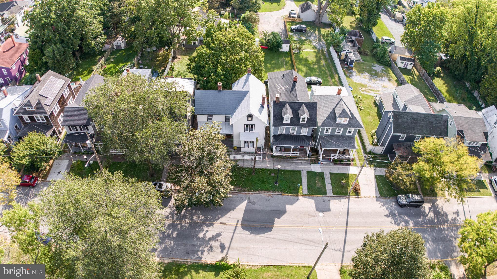 517 High Street Chestertown, MD 21620 - Photo 43 of 51 a view of a house with fountain and garden
