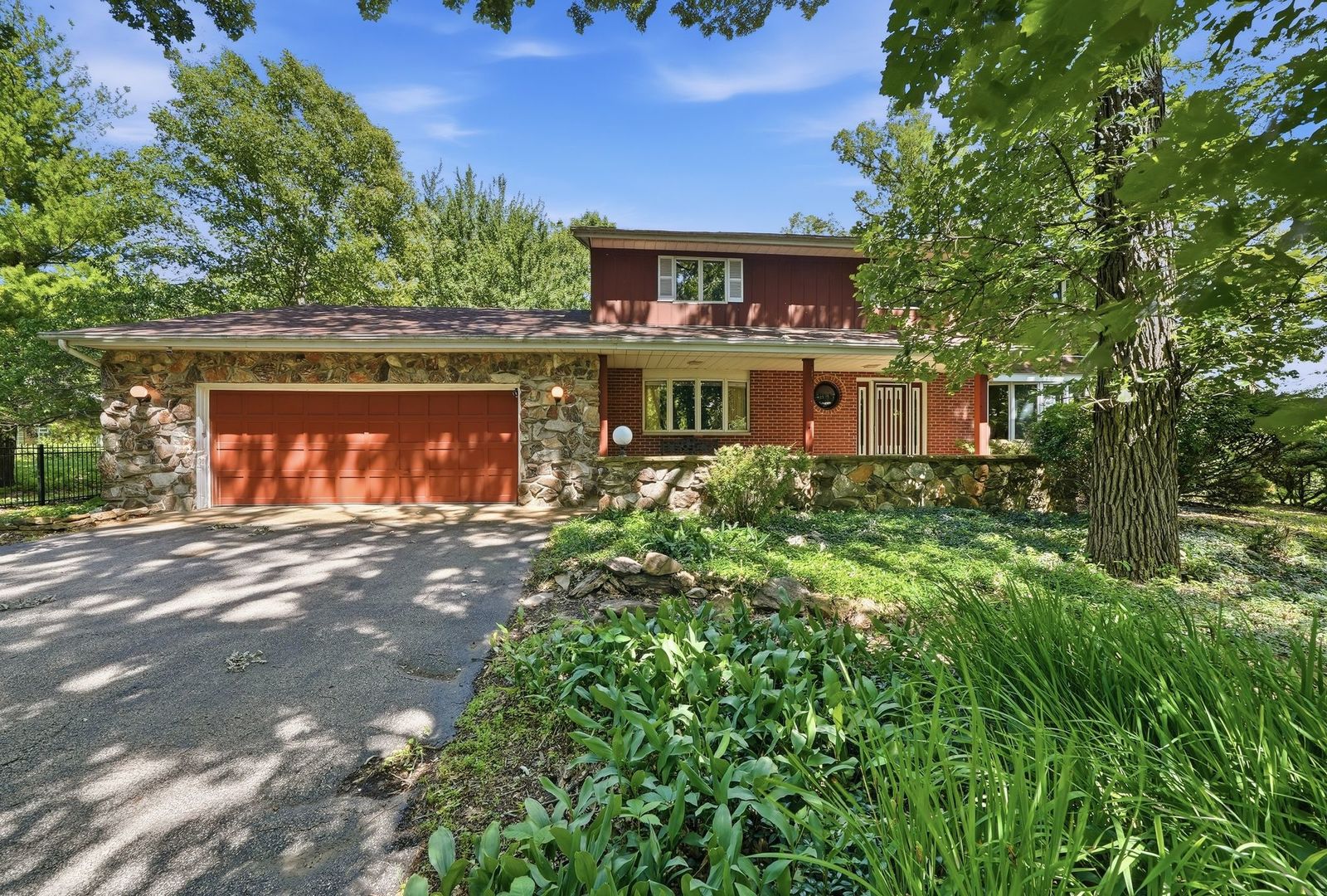 19631 Northwest Frontage Road Shorewood, IL 60404 - Photo 1 of 77