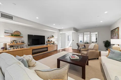 $1,680,000 | 20 West 3rd Avenue, Unit 202, San Mateo, CA 94402
