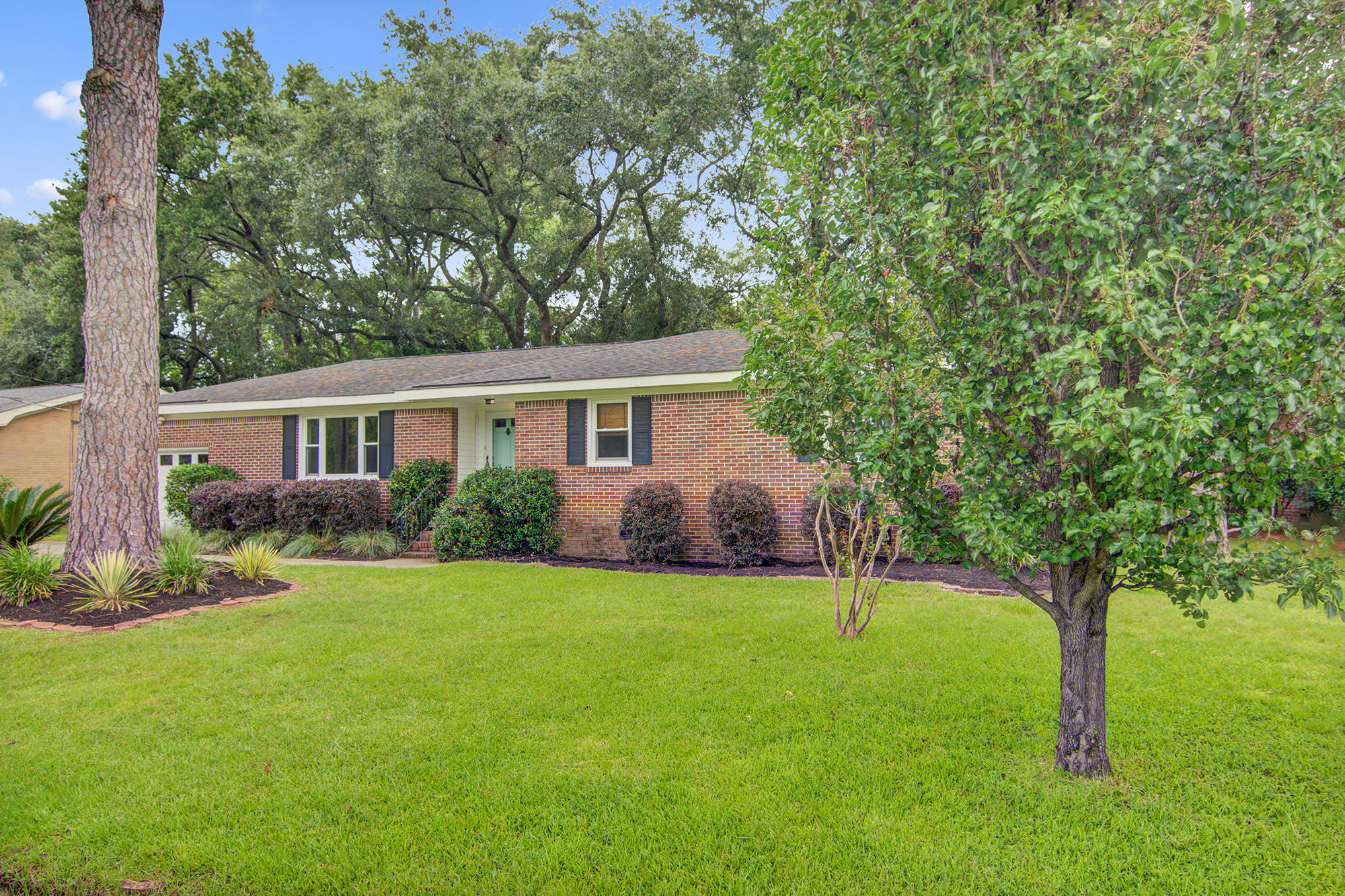 47 Boardman Road Charleston, SC 29407 - Photo 2 of 35 2