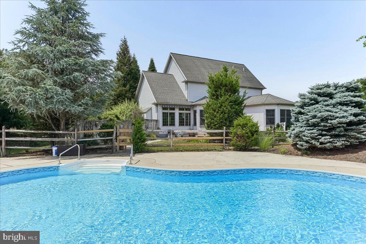 8247 Hensingersville Road Alburtis, PA 18011 - Photo 8 of 68