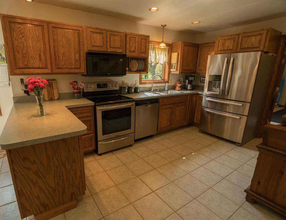 244 Walker Road Apollo, PA 15613 - Photo 8 of 25 Electric Cook Top, Dishwasher and Refrigerator ALL stay... all you have to do is move in.