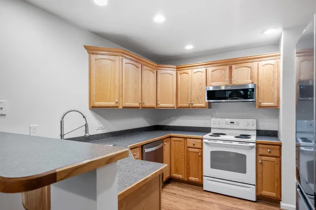 $439,500 | 3 Cabernet Drive, Unit 3, Concord, NH 03303