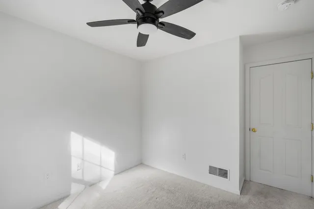 $439,500 | 3 Cabernet Drive, Unit 3, Concord, NH 03303