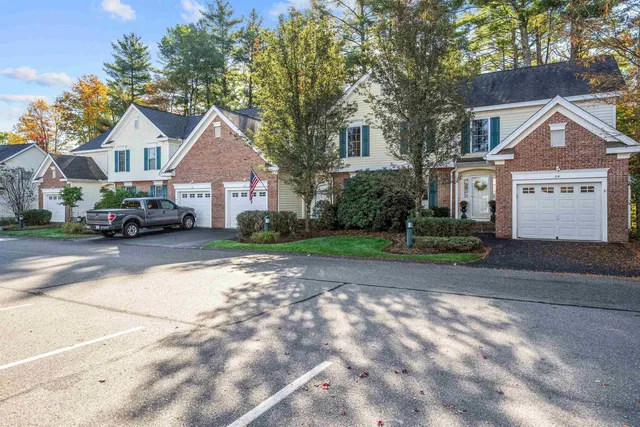 $439,500 | 3 Cabernet Drive, Unit 3, Concord, NH 03303