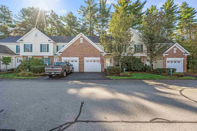 $439,500 | 3 Cabernet Drive, Unit 3, Concord, NH 03303