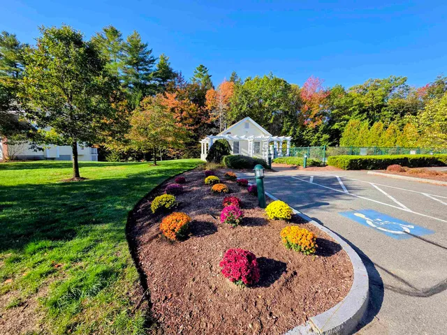 $439,500 | 3 Cabernet Drive, Unit 3, Concord, NH 03303