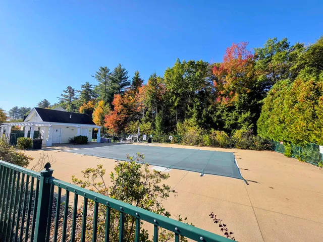 $439,500 | 3 Cabernet Drive, Unit 3, Concord, NH 03303