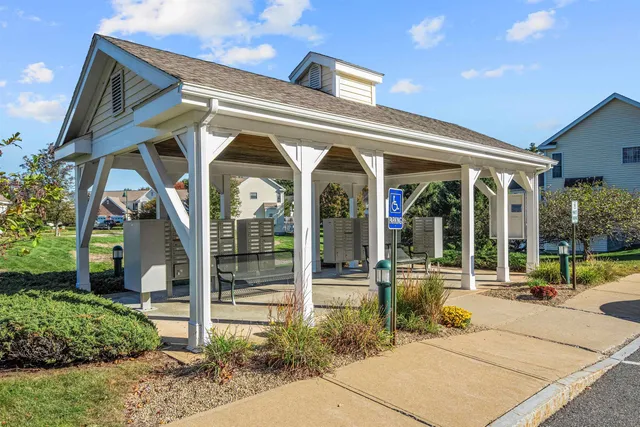 $439,500 | 3 Cabernet Drive, Unit 3, Concord, NH 03303