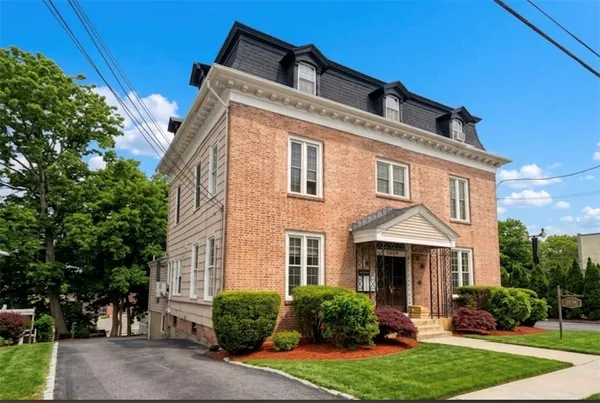 $399,000 | 4646 Post Road, Unit 5, Warwick, RI 02818