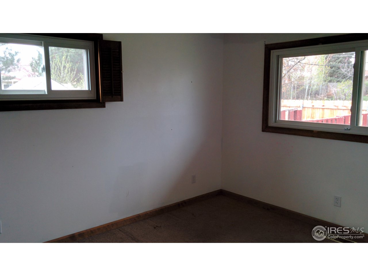 2478 25th Street Road Greeley, CO 80634 - Photo 10 of 19 a open kitchen with a window