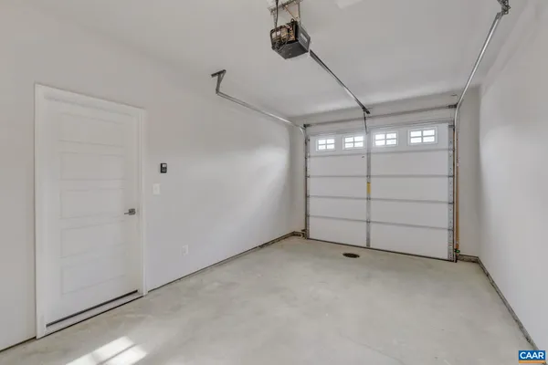 a view of a garage