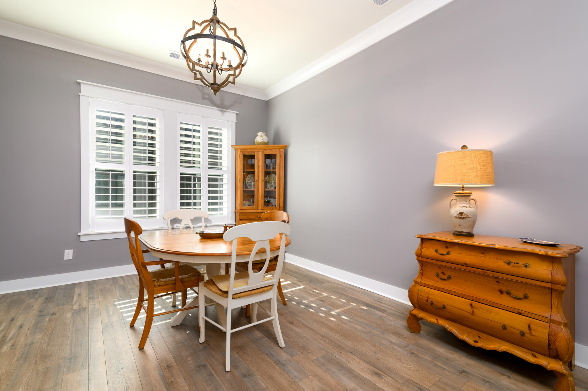 1646 Florentia Street Mount Pleasant, SC 29464 - Photo 11 of 37 1646 Florentia - 18 - CMG