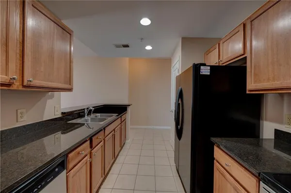 $2,300 | 3040 Peachtree Road, Unit 813, Atlanta, GA 30305