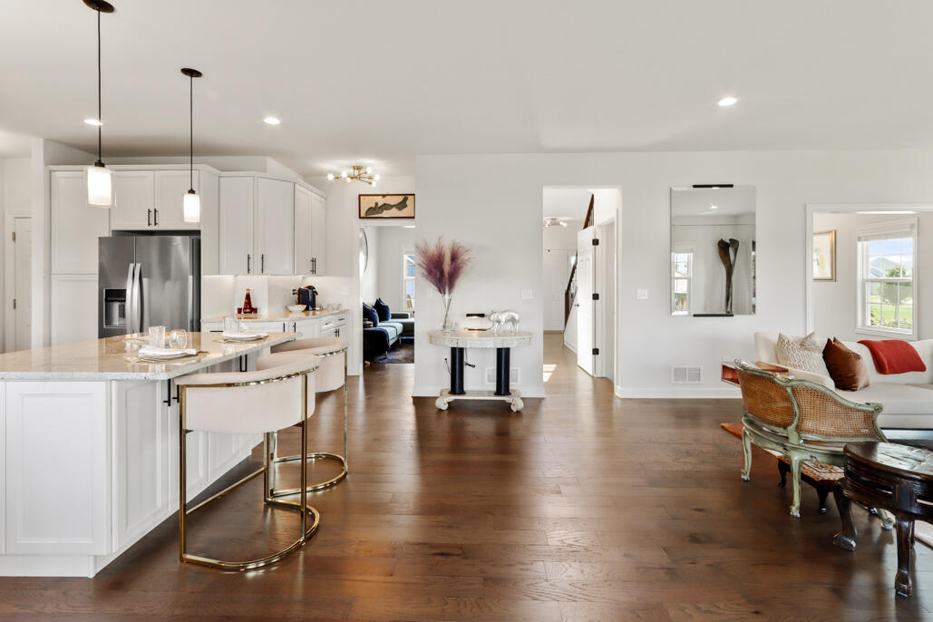 565 North Boulder Ridge Drive Lake Geneva, WI 53147 - Photo 18 of 76 Gleaming Floors