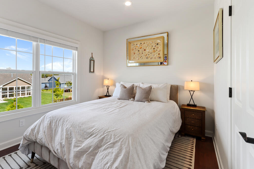 565 North Boulder Ridge Drive Lake Geneva, WI 53147 - Photo 28 of 83 First Floor Bedroom