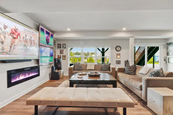 $1,035,000 | 565 North Boulder Ridge Drive, Lake Geneva, WI 53147