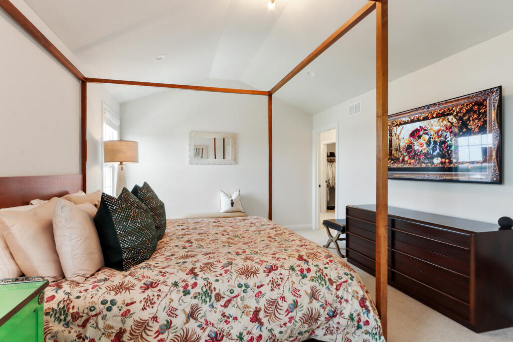 565 North Boulder Ridge Drive Lake Geneva, WI 53147 - Photo 39 of 76 Primary Bedroom