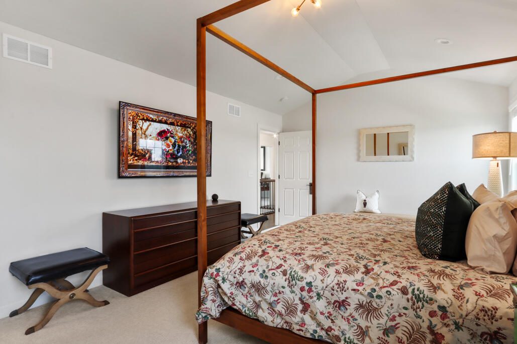 565 North Boulder Ridge Drive Lake Geneva, WI 53147 - Photo 42 of 76 Primary Bedroom