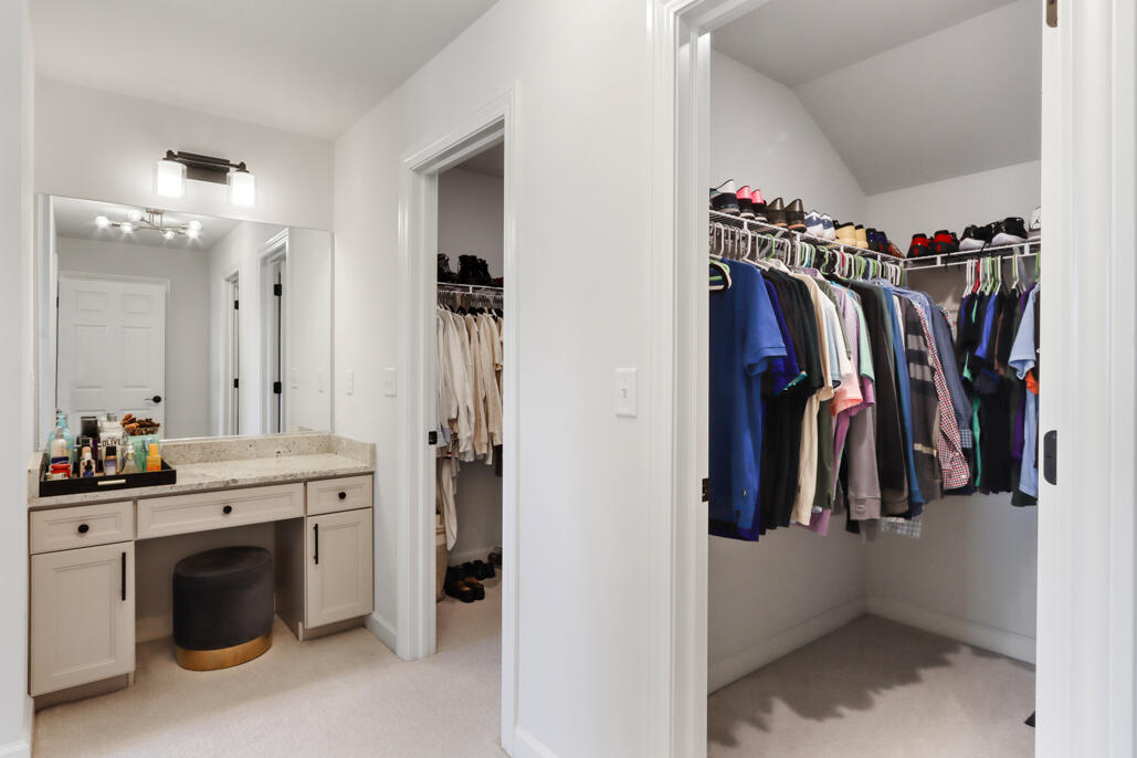 565 North Boulder Ridge Drive Lake Geneva, WI 53147 - Photo 46 of 76 His & Her Closets