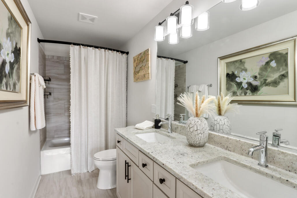 565 North Boulder Ridge Drive Lake Geneva, WI 53147 - Photo 50 of 76 Double SInk